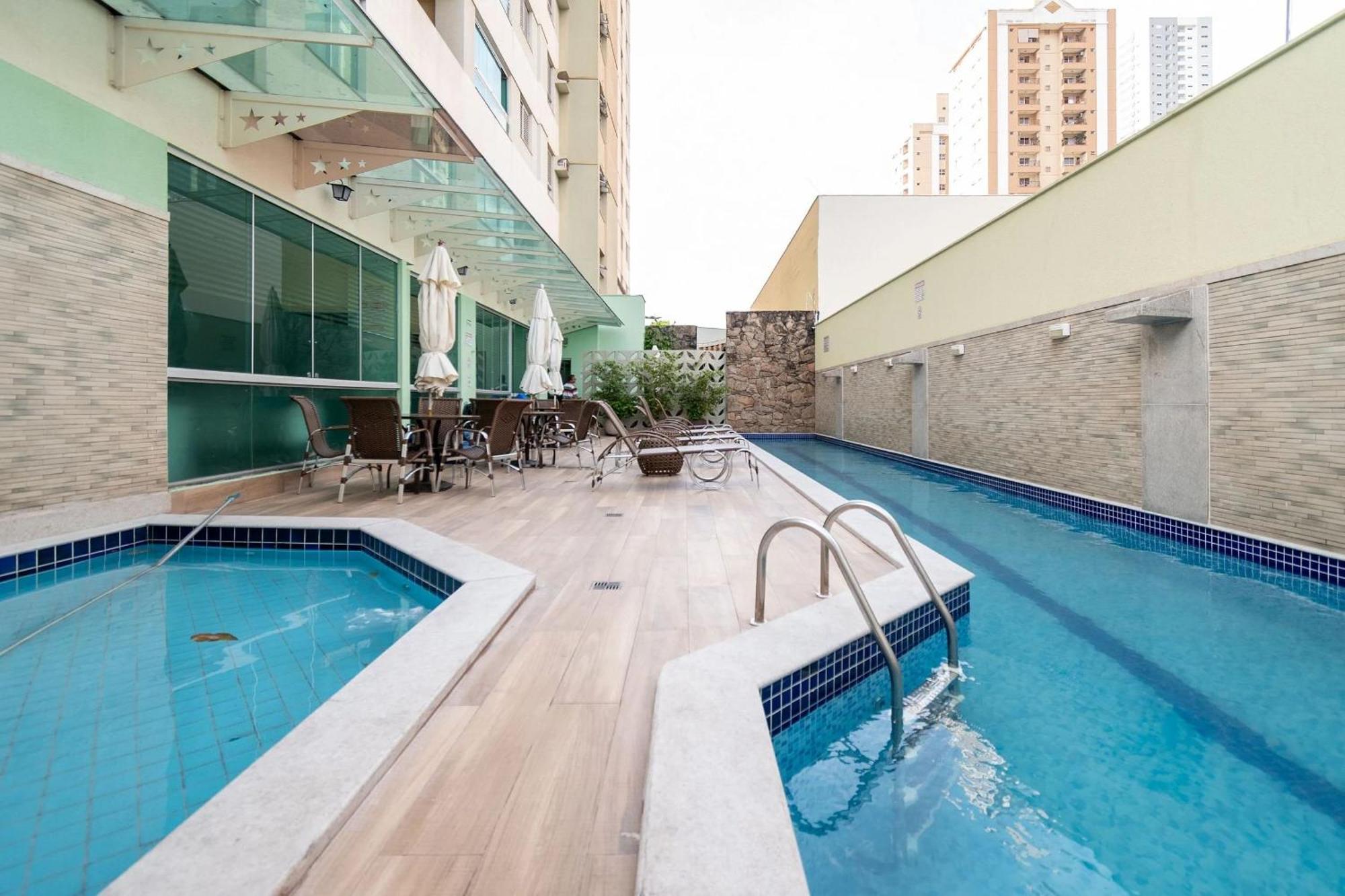 Pde - Apartamentos Proximos Do Centro Гояния Екстериор снимка