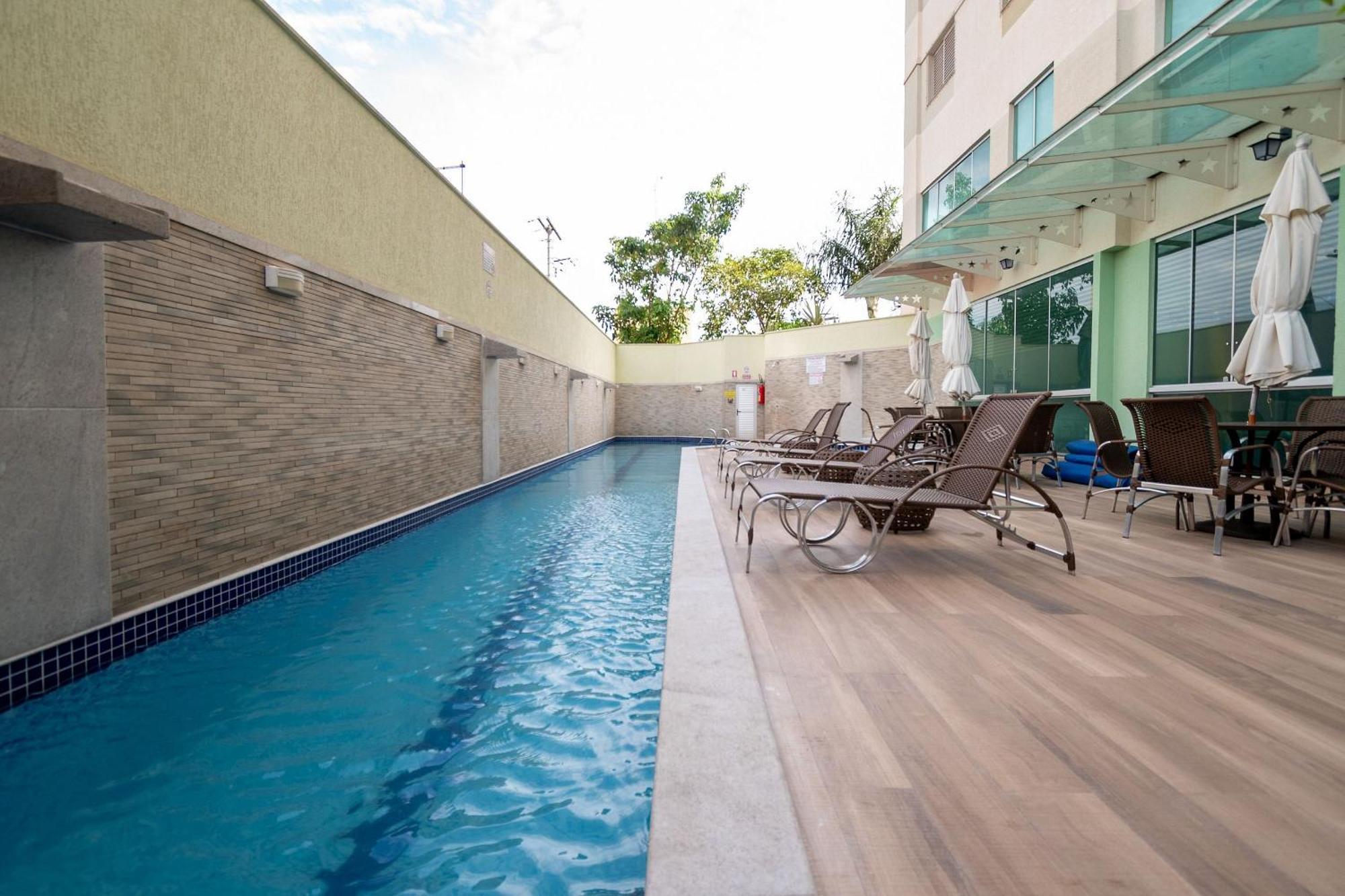 Pde - Apartamentos Proximos Do Centro Гояния Екстериор снимка