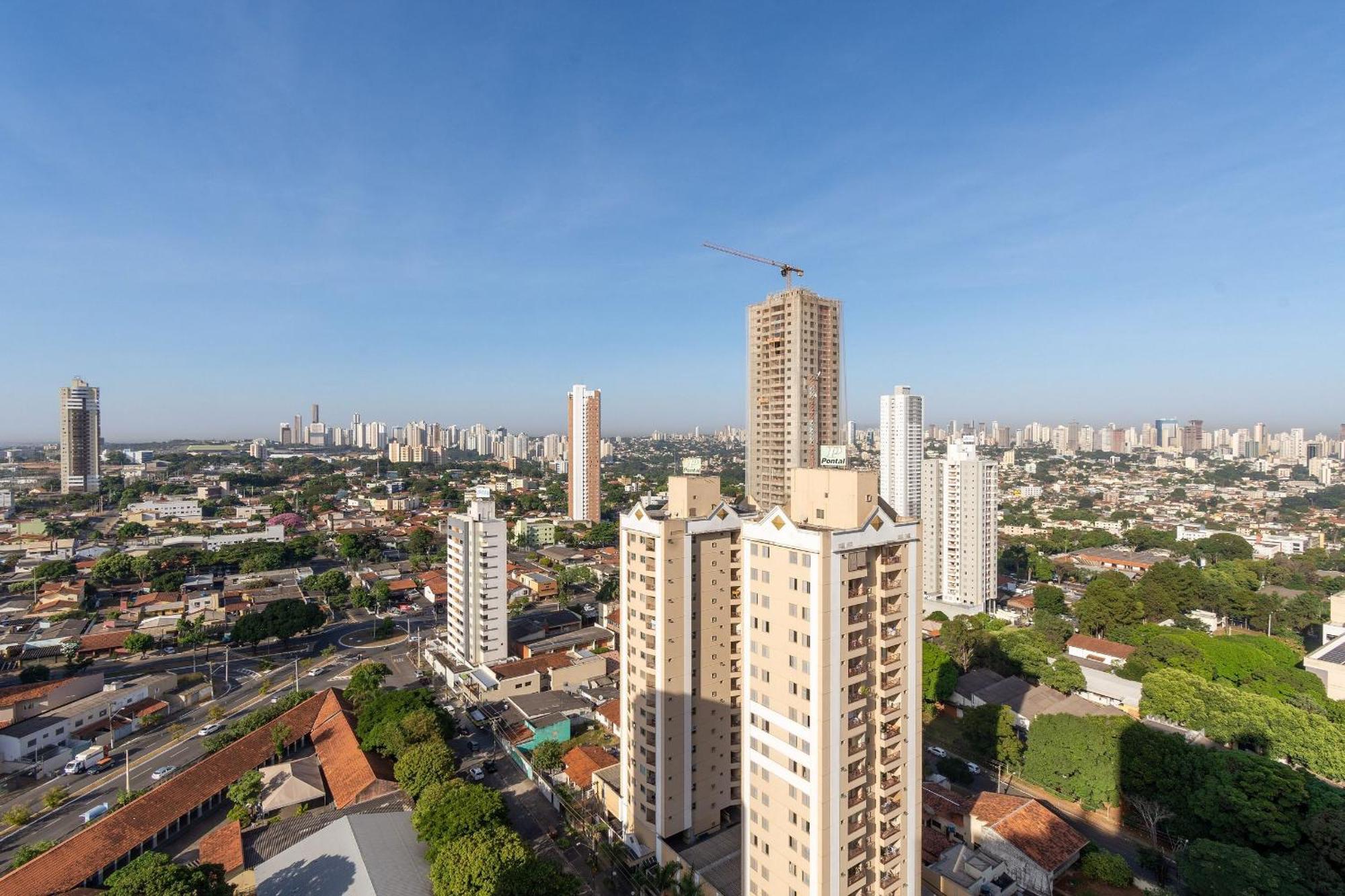 Pde - Apartamentos Proximos Do Centro Гояния Екстериор снимка